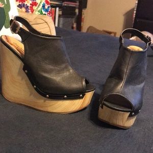 Black wedge sandals